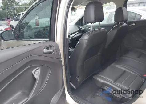 2017 Ford Escape Titanium from USA, damaged, VIN 1FMCU9JD3HUC64479